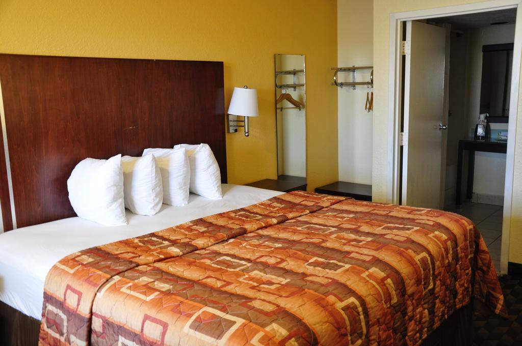 6-little Rock, Ar - Airport 2*